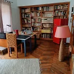 A L\'Oree Du Marais